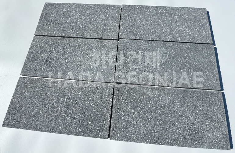 모노타일 점보 390x190x15T 블랙 / 하다건재