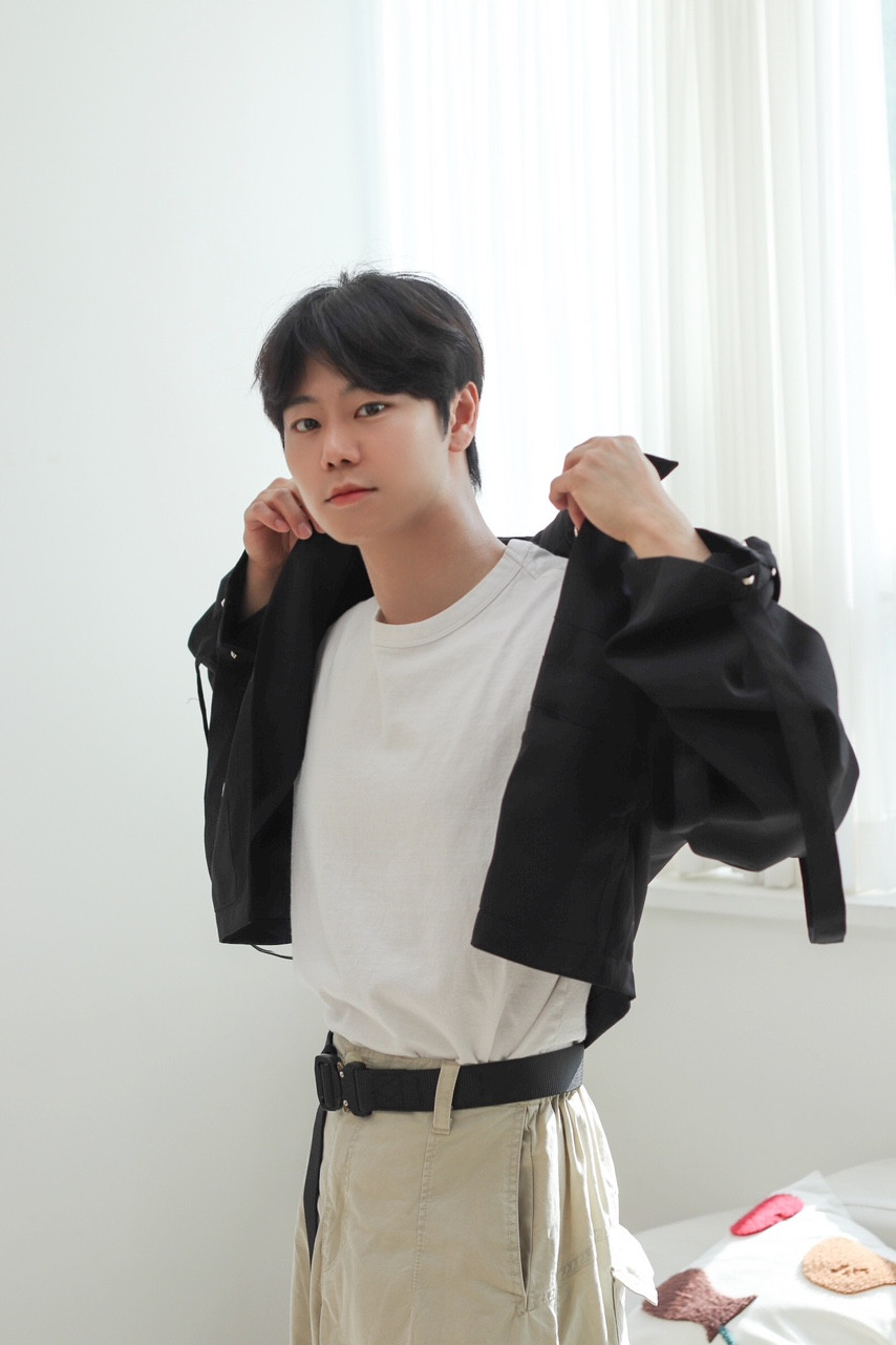 D3123E05-DE7D-4390-9633-5F7B5D1146B3