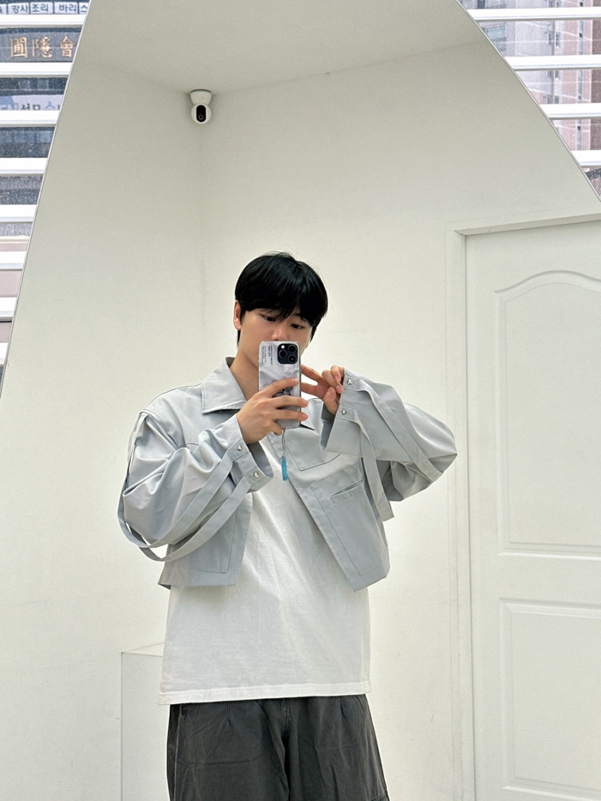 3FA9B0A4-9E61-4F5E-9539-847CF0AF7DBA