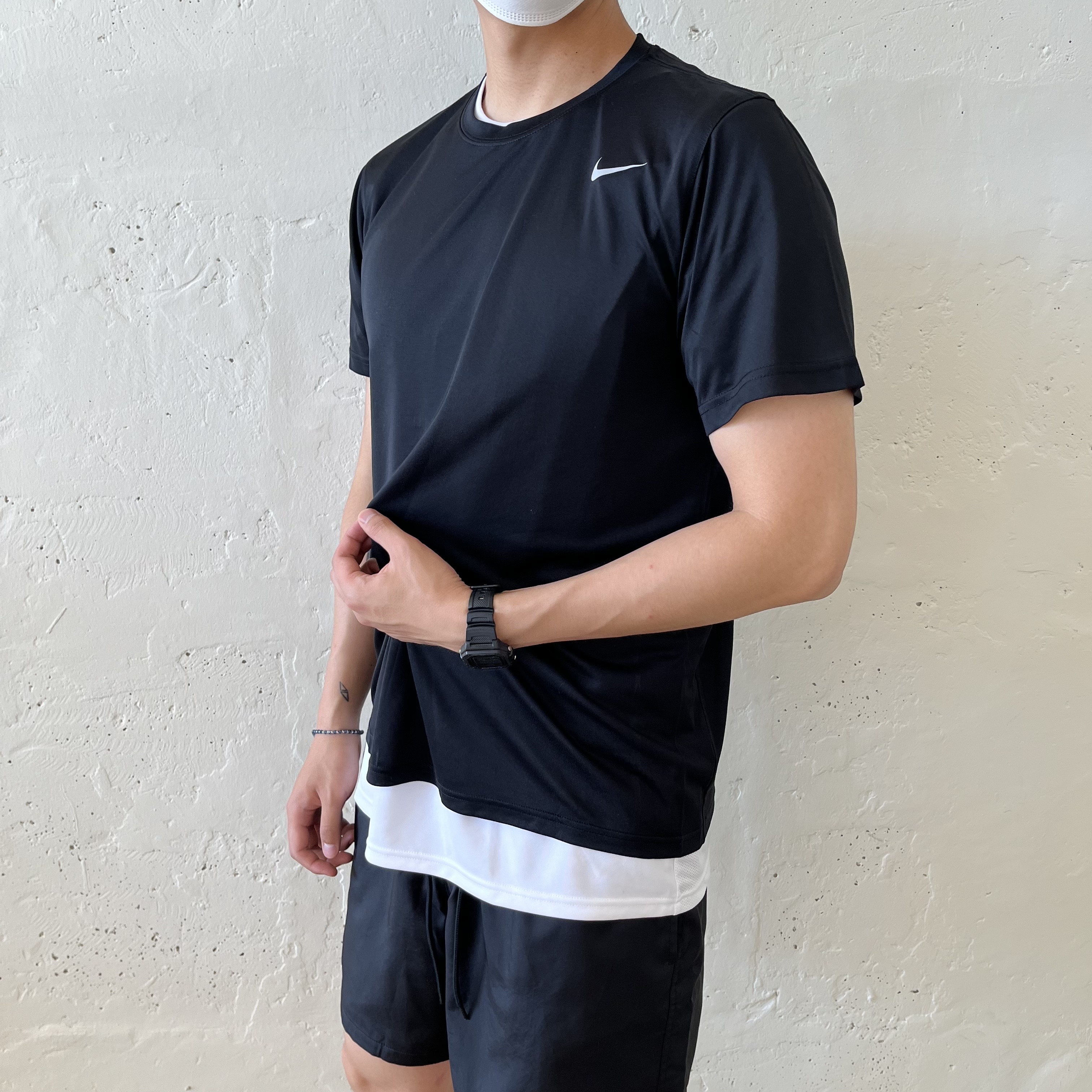 나이키 기능성 반팔티 드라이핏 스우시 시원한 냉감 반팔티셔츠 이미지 3