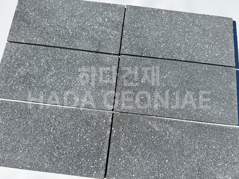 모노타일 점보 390x190x15T 블랙 / 하다건재