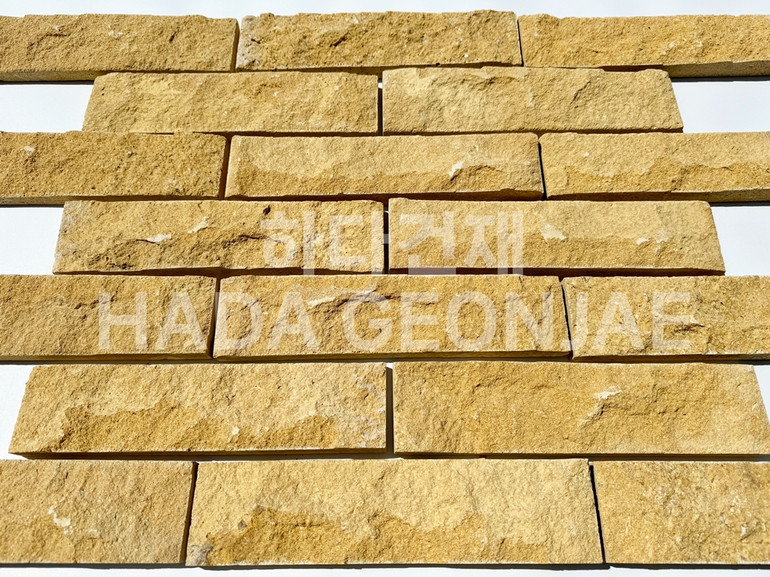 라임스톤 300x70x25T 혹두기스톤 옐로우 / 하다건재 천연석타일