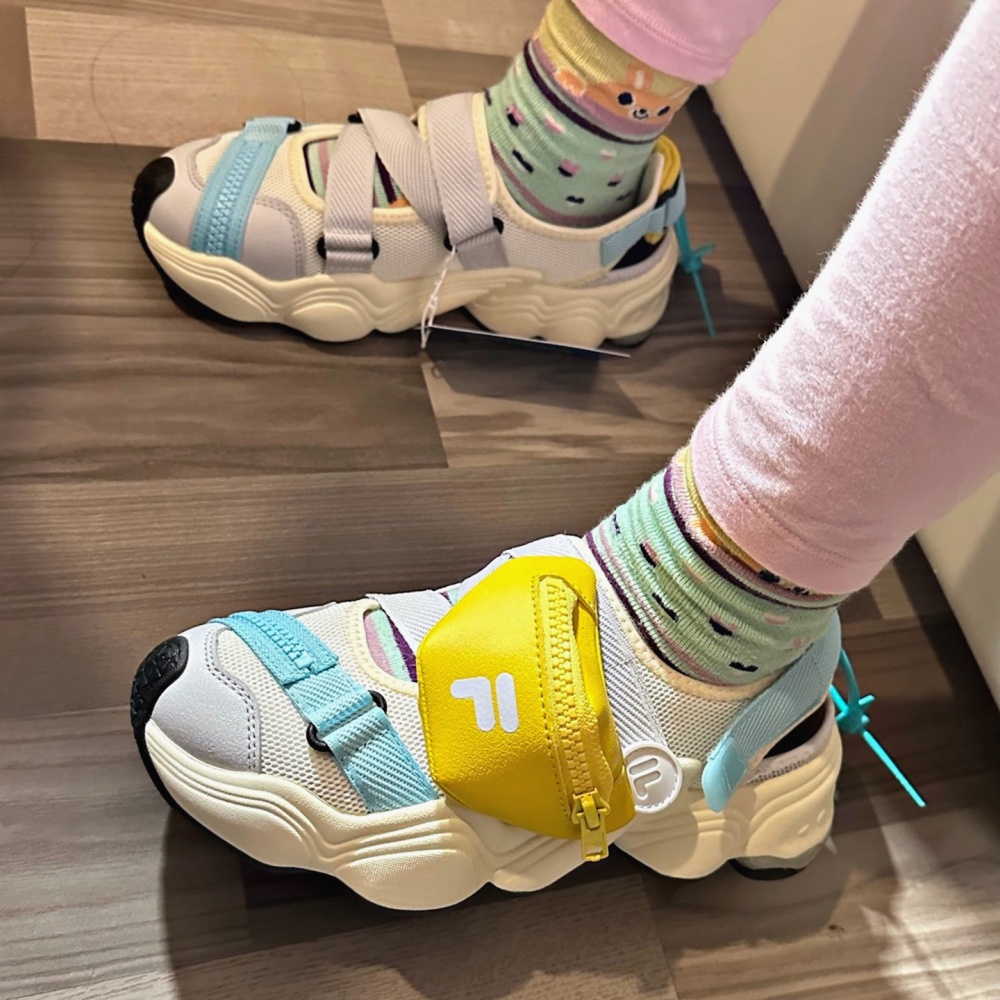 FILA 휠라 퓨전 파우치 샌들 우먼스 썸머 옐로우