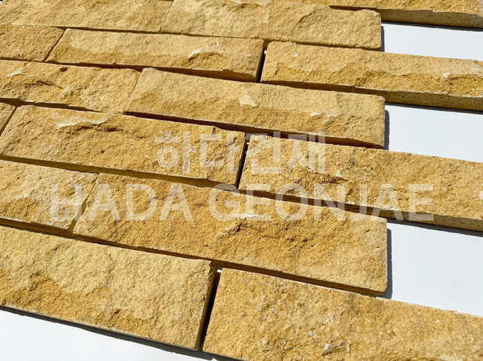 라임스톤 300x70x25T 혹두기스톤 옐로우 / 하다건재 천연석타일