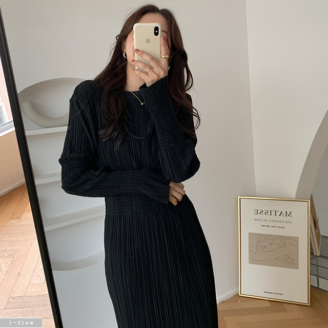 블랙 플리츠 주름 밴딩 슬림 롱 원피스 1color 가을 봄 레이어드 모임룩 제이플로우 - 상품 이미지
