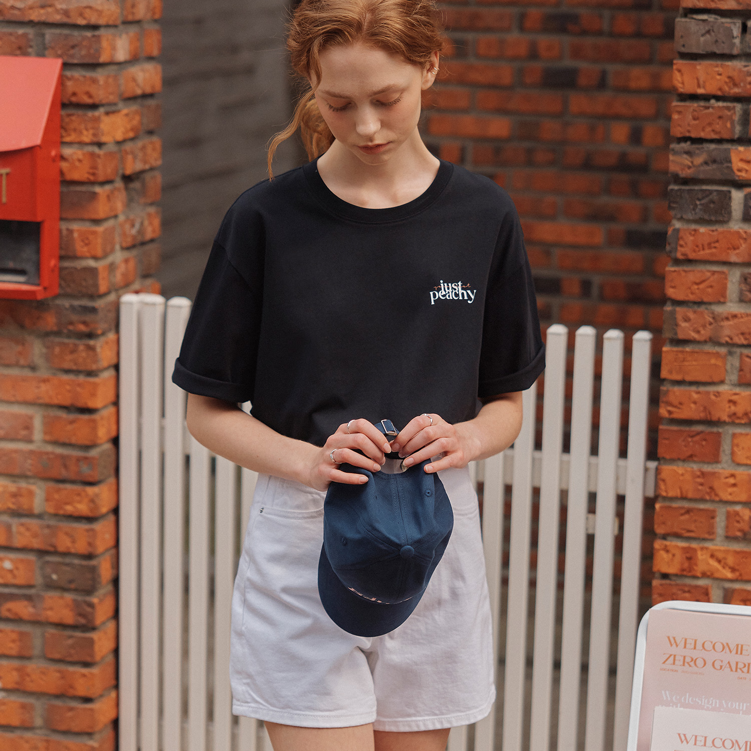 [N배송][제로스트릿][2컬러] 백 피치 반팔 티셔츠 BACK PEACH SHORT SLEEVE T-SHIRT