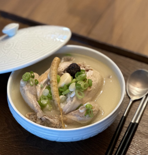 [보양맛집]해와바다 찹쌀 한방 삼계탕 1.3kg 2인분 /백숙 인삼삼계탕 10가지 한방재료 초복 중복 말복 - 상세 이미지 4