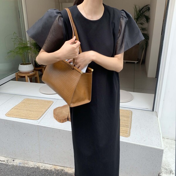 분또 엔젤 소매 오간자 고급 라운드넥 반팔 시스루 하객룩 루즈핏 샤 퍼프 여름 롱원피스 - 상세 이미지 3