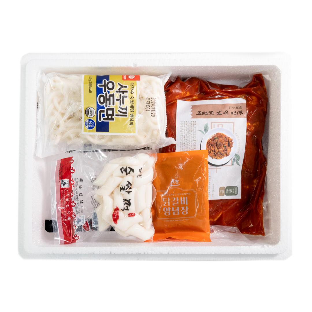 푸짐사리 춘천닭갈비 세트 (양념닭갈비 1kg+떡+우동+추가양념) : 성화진미