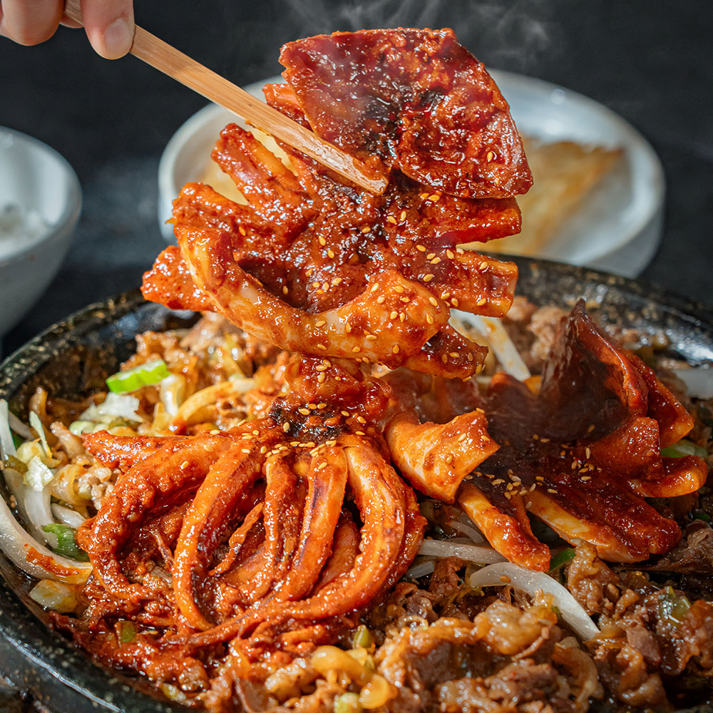 미친 맛 완벽한 구성 팔당 오징어 우삼겹 소불고기 밀키트 - 메인 이미지