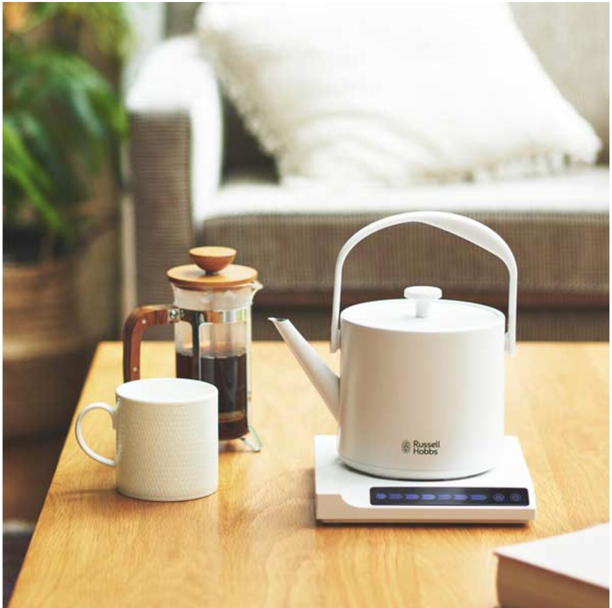 러셀 홉스 Russell Hobbs 전기 주전자 케틀팟 7106JP-WH 블랙 화이트