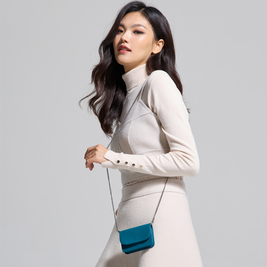 [로보] 이태리 램스킨 바디크로스 카드 홀더 D22AC401