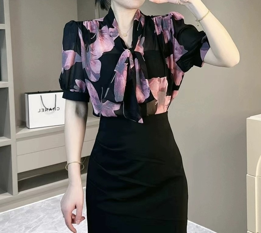 여자여자몰 몽환 우아 검정배색 플라워나염 리본 반팔블라우스 여름 반시스루블라우스 - 상세 이미지 4