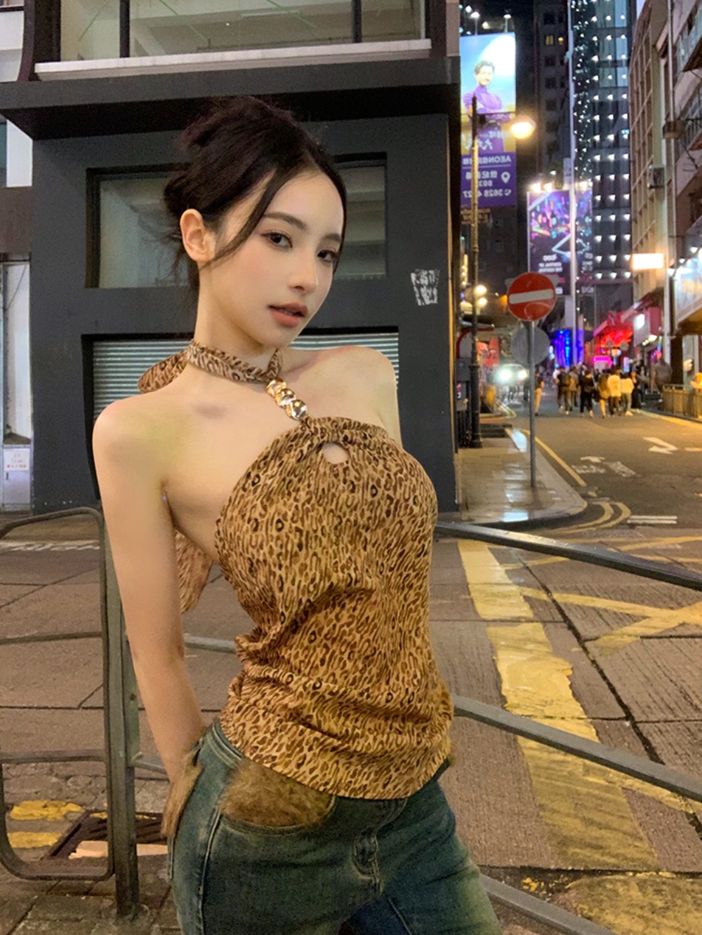 플레이어2 차제이 홀터넥 섹시한 화려한 의상 옷 패션 - 상세 이미지 2