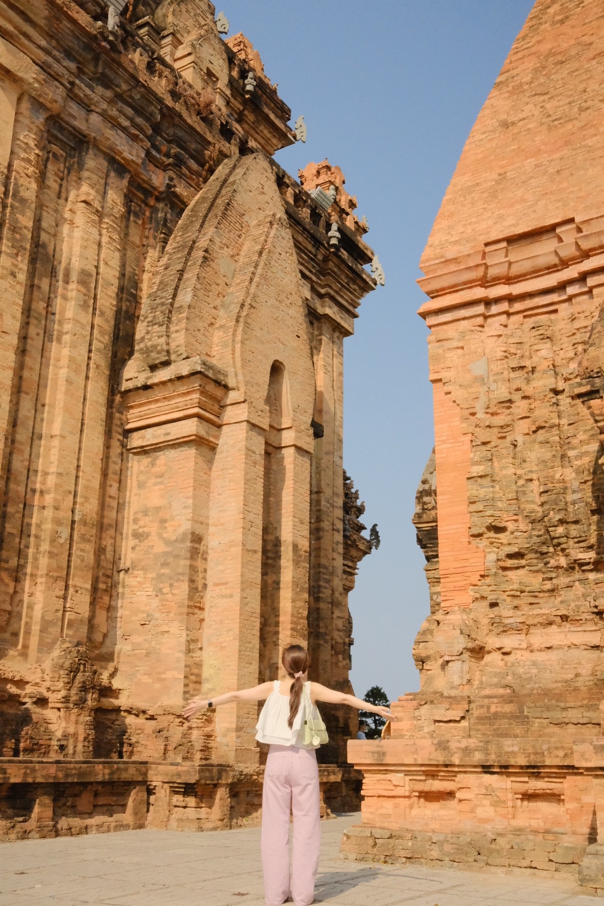 나트랑 반나절 하프데이 시내 투어 오전/오후 (담시장 대성당 롱선사 픽업샌딩 포함)