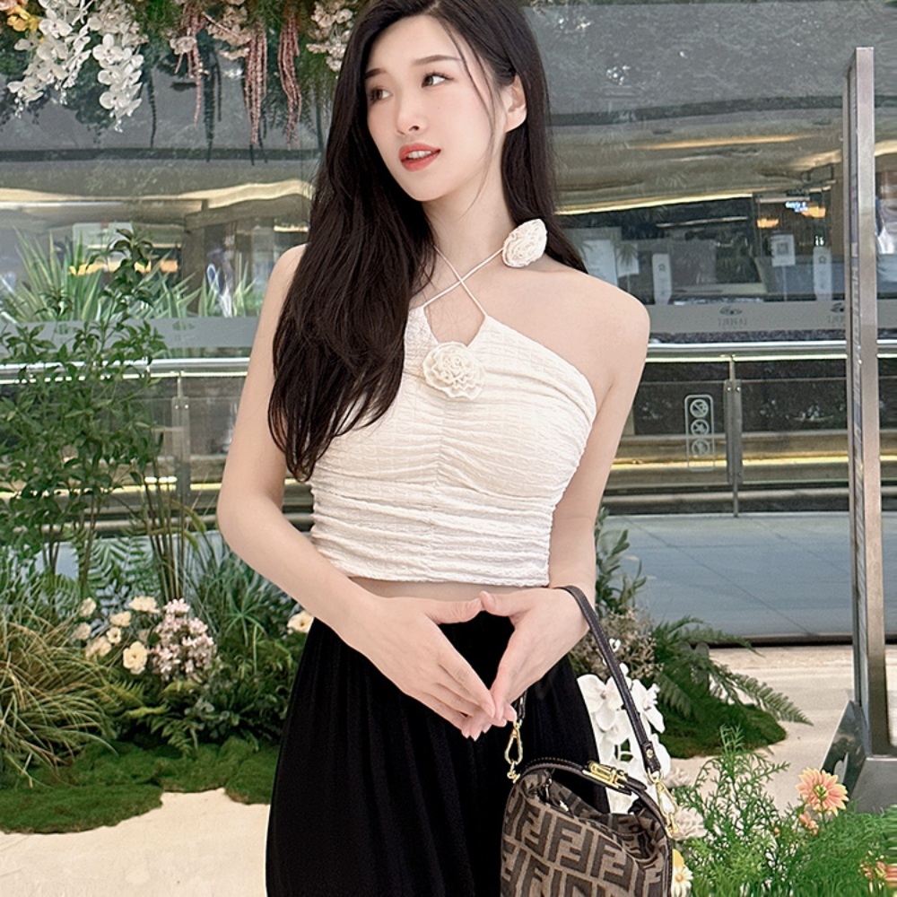 플레이어2 1화 장규리 튜브탑 티셔츠 여름 휴양지 의상 옷 패션 - 메인 이미지