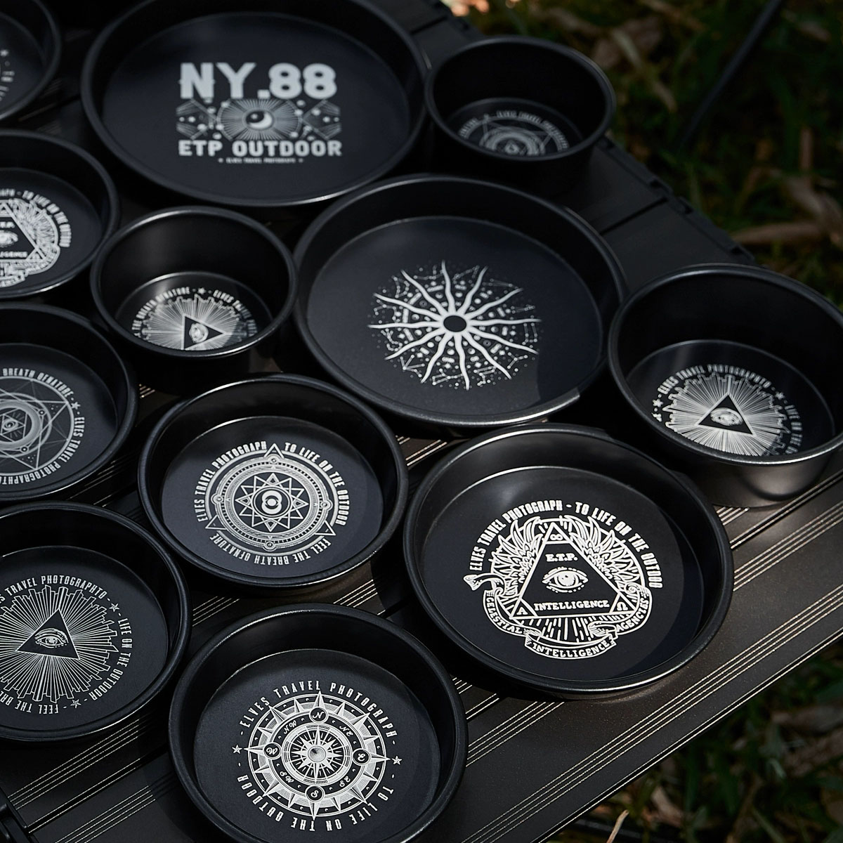 대륙의 테팔 캠핑 식기 알루미늄 블랙 접시 세트 ETP