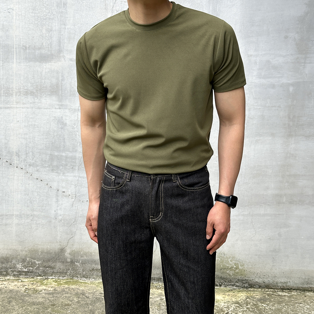 남자 머슬핏 반팔 냉감 기능성 스판 어깨넓어보이는 무지 티셔츠 이미지 7