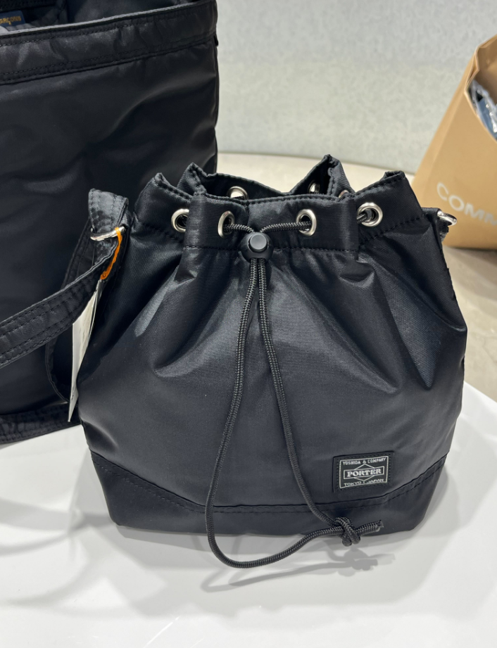 꼼데가르송 X 요시다포터 숄더백 벌룬삭 가방 LZ-K201-051 - 상품 이미지