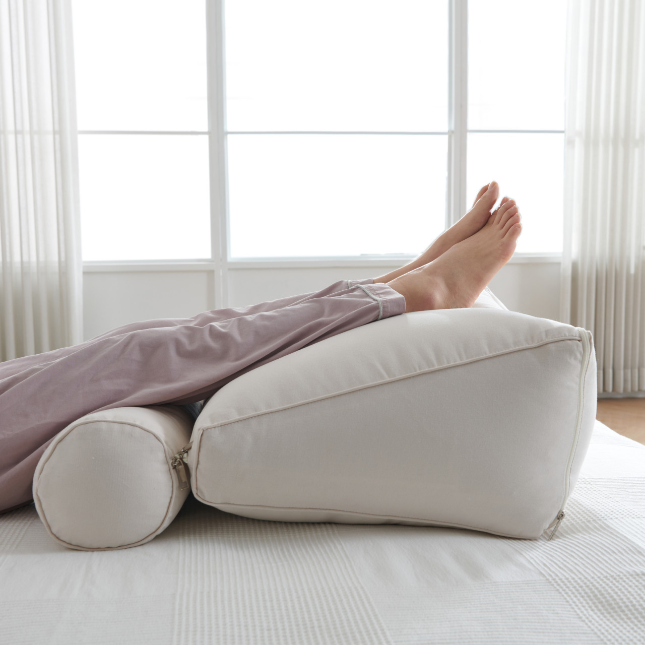 침대 등받이 쇼파 쿠션 삼각 등쿠션 대형 베개