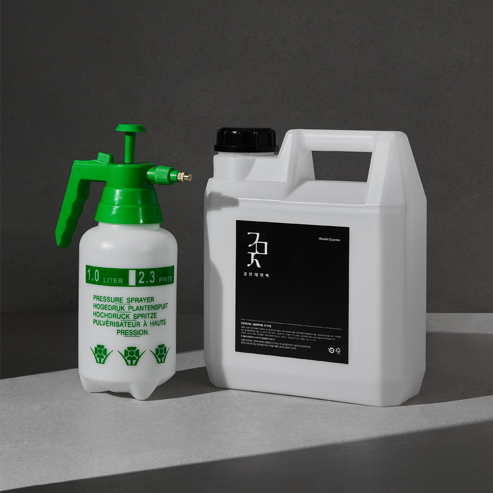 피톤치드 편백수 탈취제 스프레이 원액 10L 편백나무 오일 새집증후군 페인트 포름알데히드 제거 방법 새차 탄 새가구 베이크아웃 냄새 제거제 퇴치제 침대 집먼지 천연 이불 셀프청소 제품 이미지