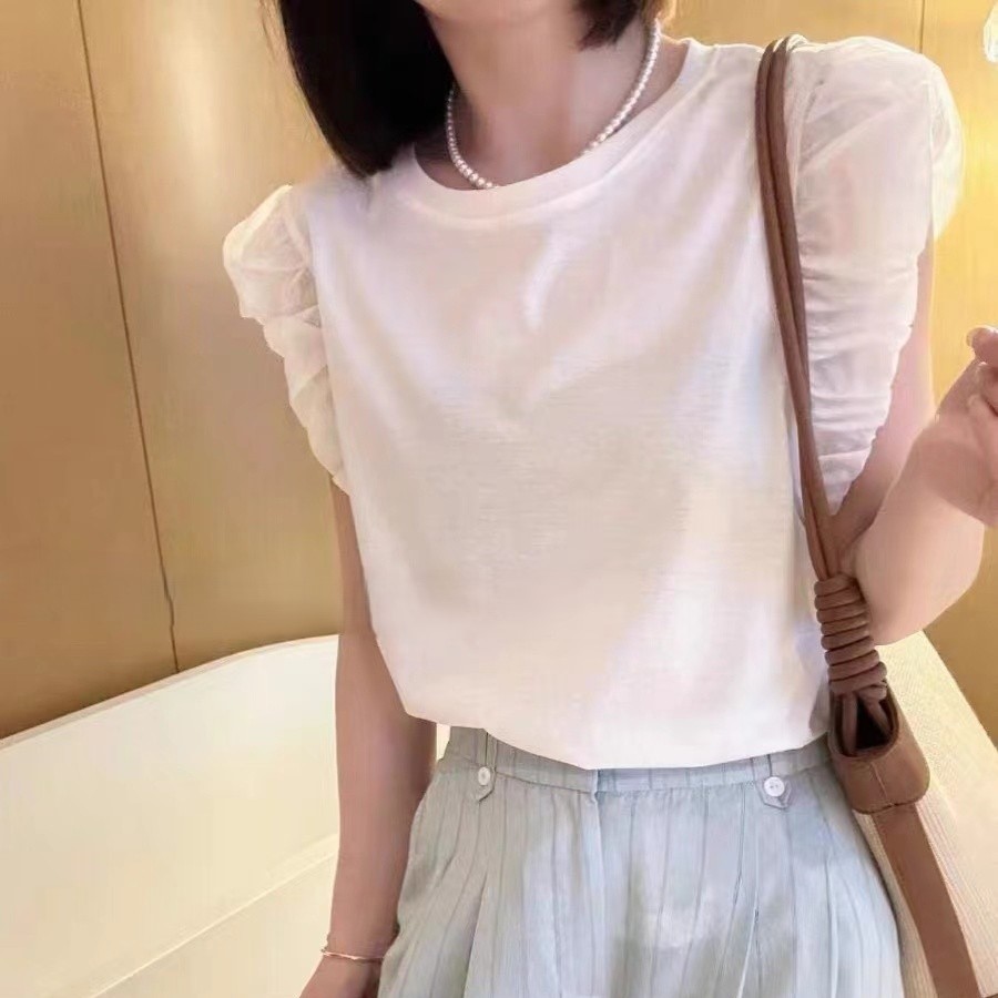 여자여자몰 브래지어끈안보임 뒷트임등레이스 볼륨셔링 캡소매 티블라우스 여름 나시티셔츠 - 상품 이미지