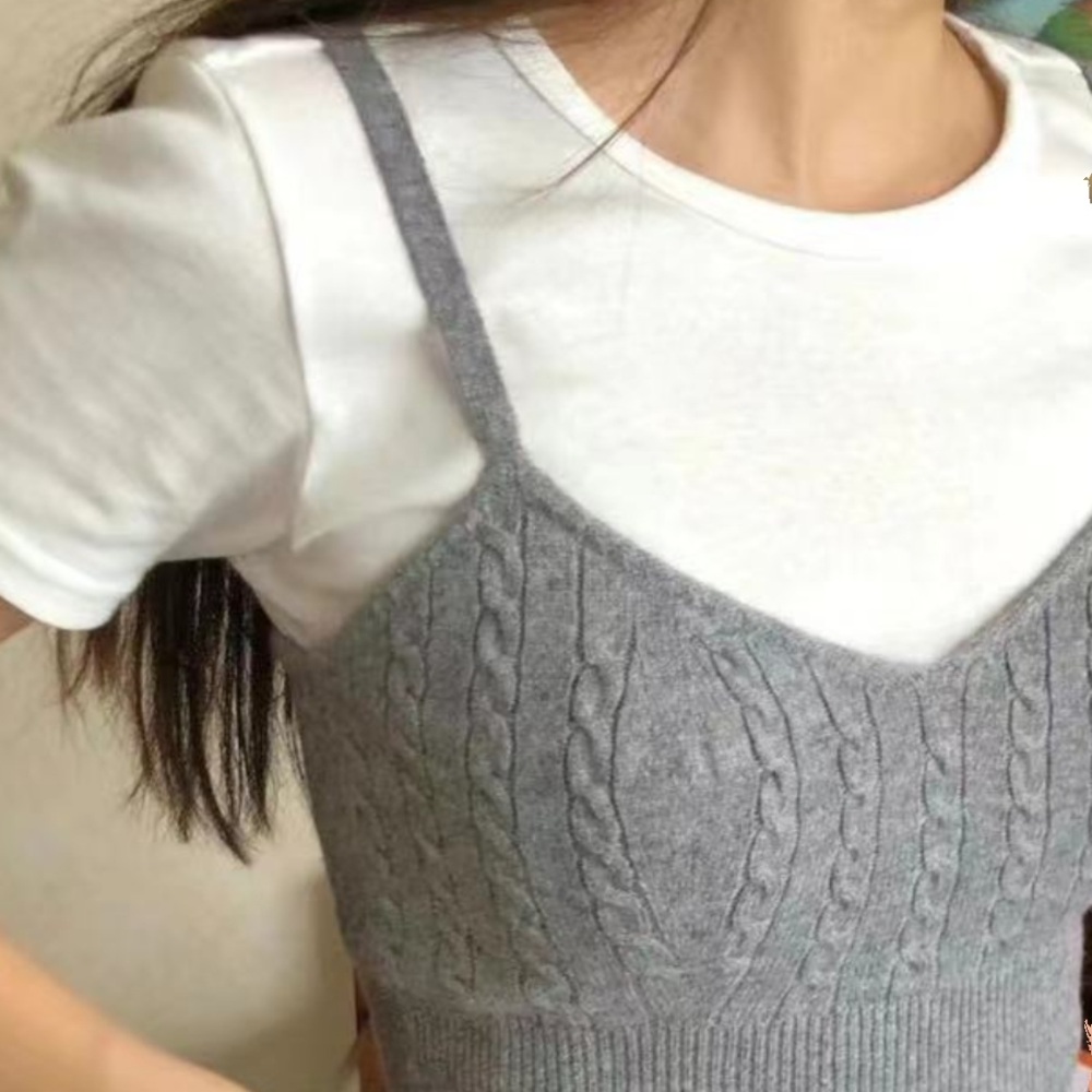 꼬꼬무 131회 츄 긴팔 뷔스티에 레이어드 브이넥 의상 옷 패션 - 상품 이미지