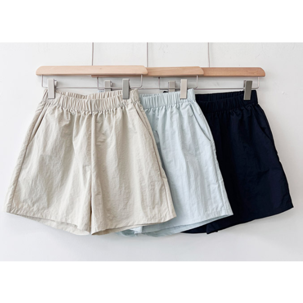 베이지색반바지 여자 바스락 냉장고 3부 고무줄 밴딩 반바지 - 상품 이미지