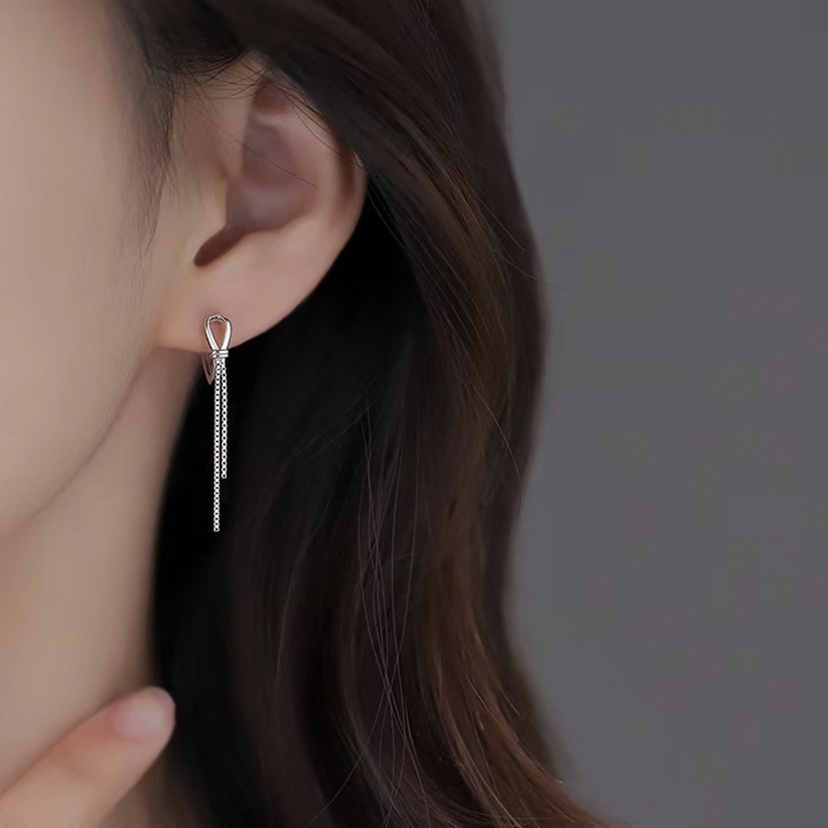 더블 체인 언발 이중 매듭 유니크 포인트 원터치링 귀걸이 [실버] N298 - 상세 이미지 3