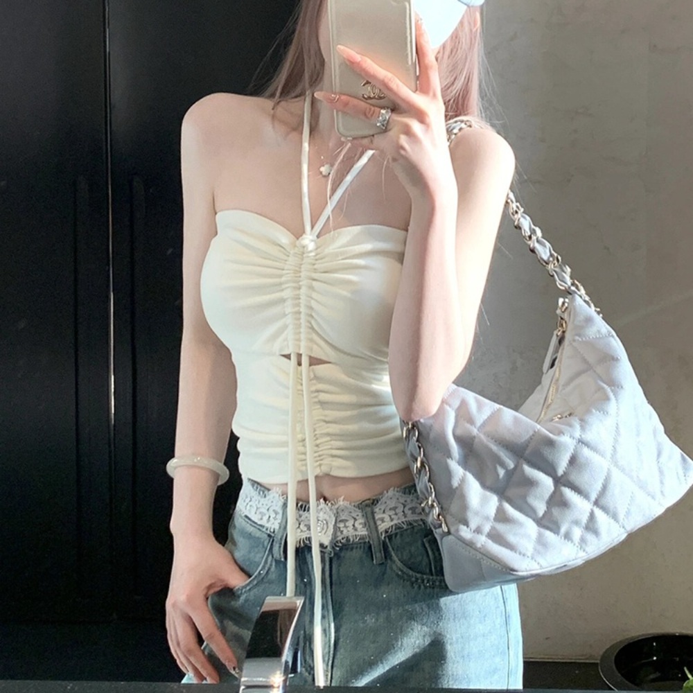 푹쉬면 다행이야 츠키 홀터넥 티셔츠 섹시한 민소매 의상 옷 패션 - 상품 이미지