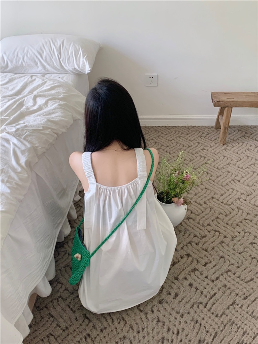 푹쉬면 다행이야 송지효 민소매 탑 나시 심플한 의상 옷 패션 - 상세 이미지 4