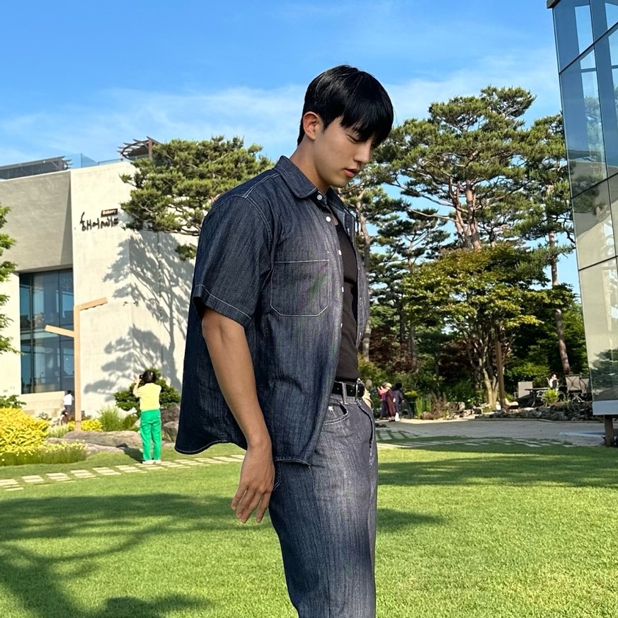 남자 데님 반팔셔츠 여름용 생지데님 셔츠 - 상세 이미지 2