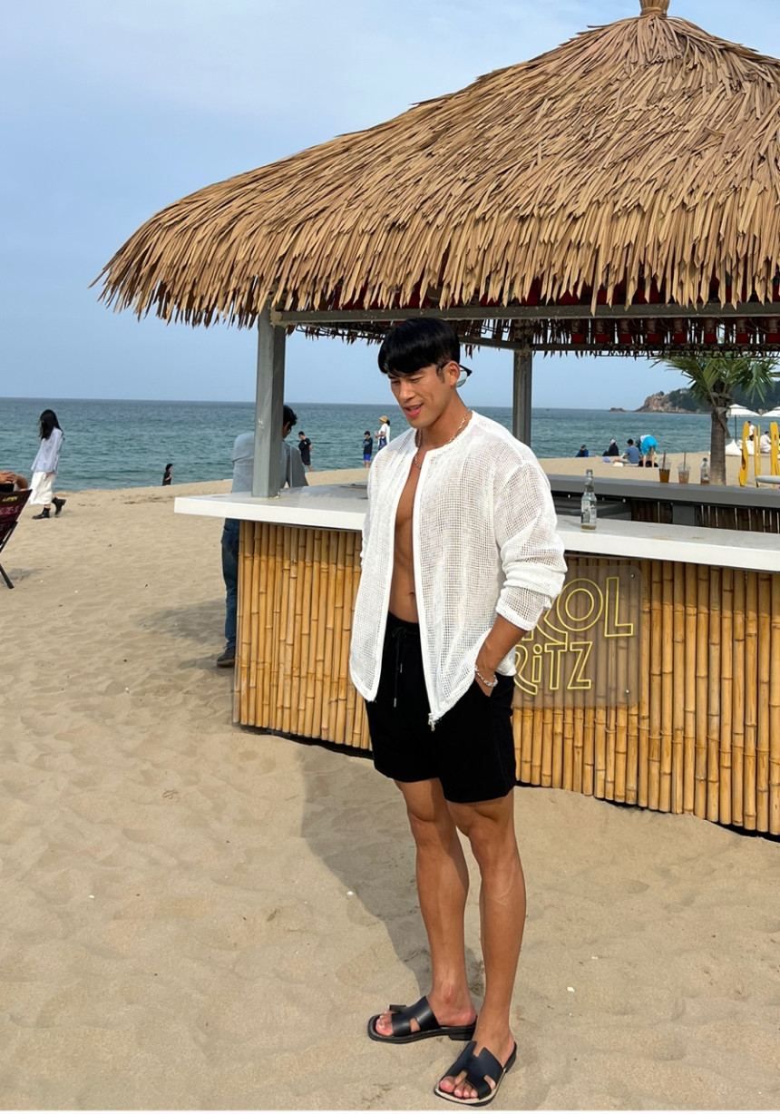 9FCD8C54-0B3B-4EDB-B391-4CF212379D2B