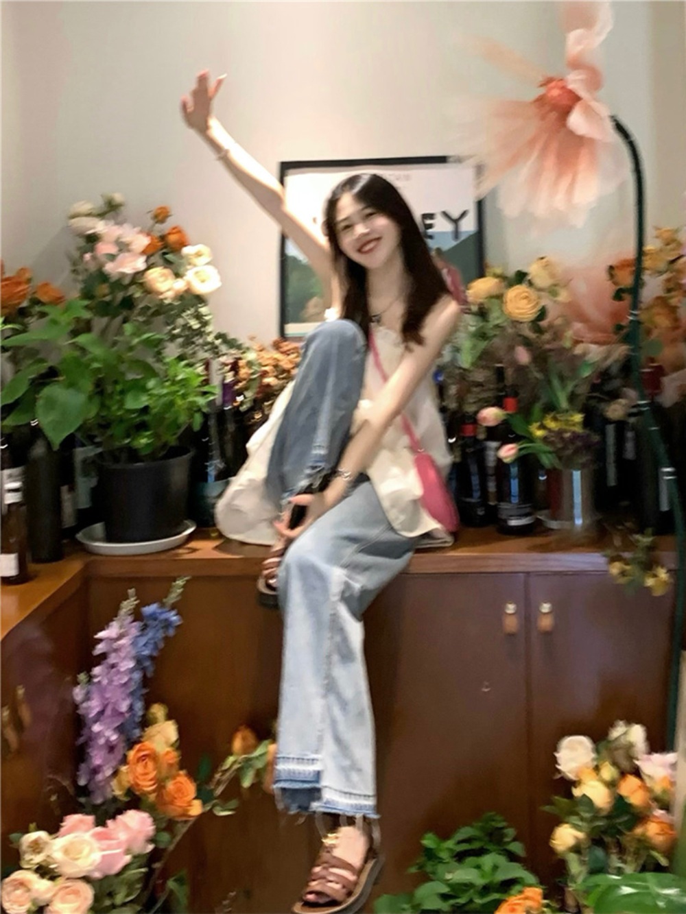 전지적 참견시점 윤하정 민소매 티셔츠 휴양지 청순한 의상 옷 패션 - 상세 이미지 3