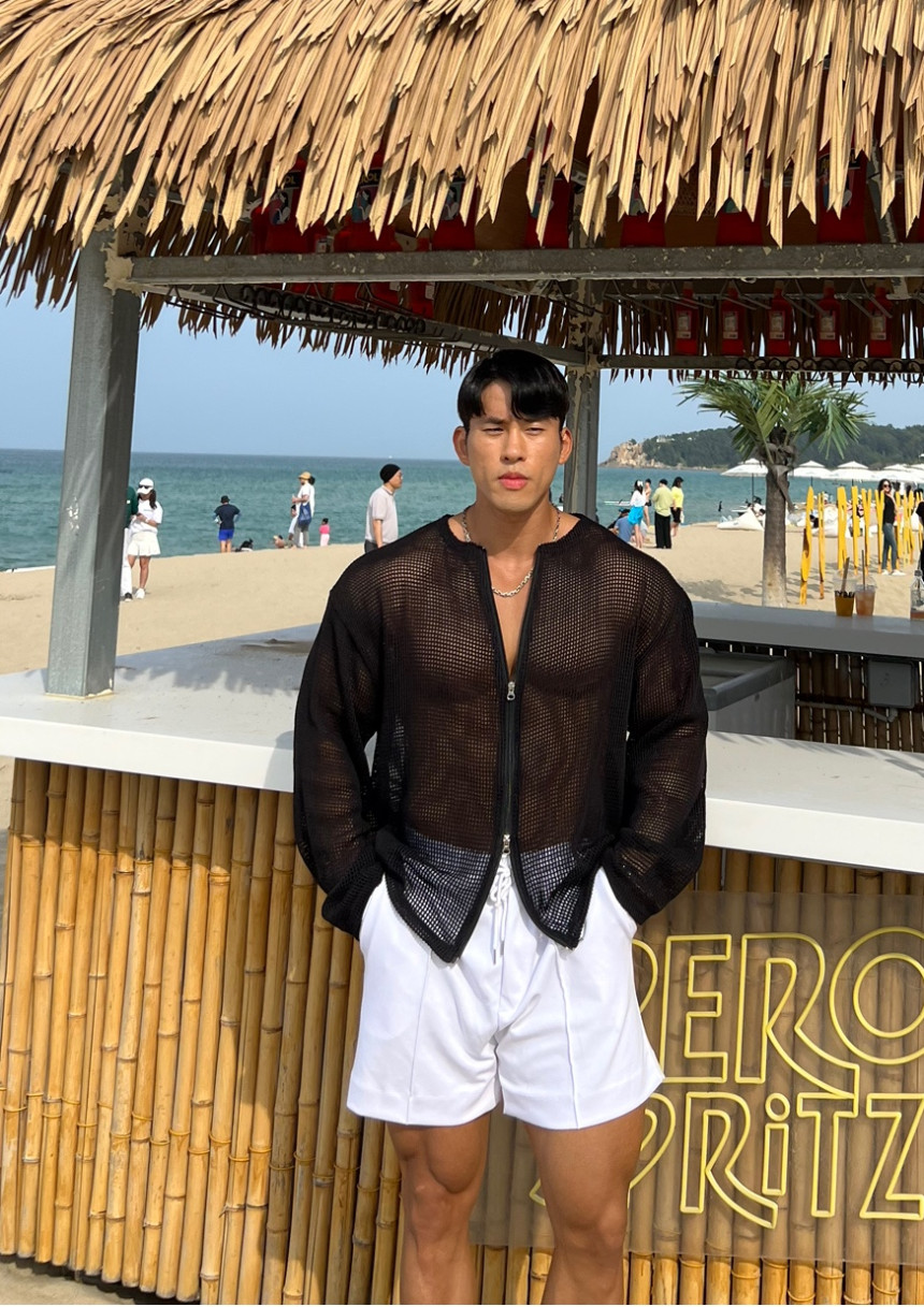 277B403C-C1B2-4B2E-8DE9-A7B45A747092