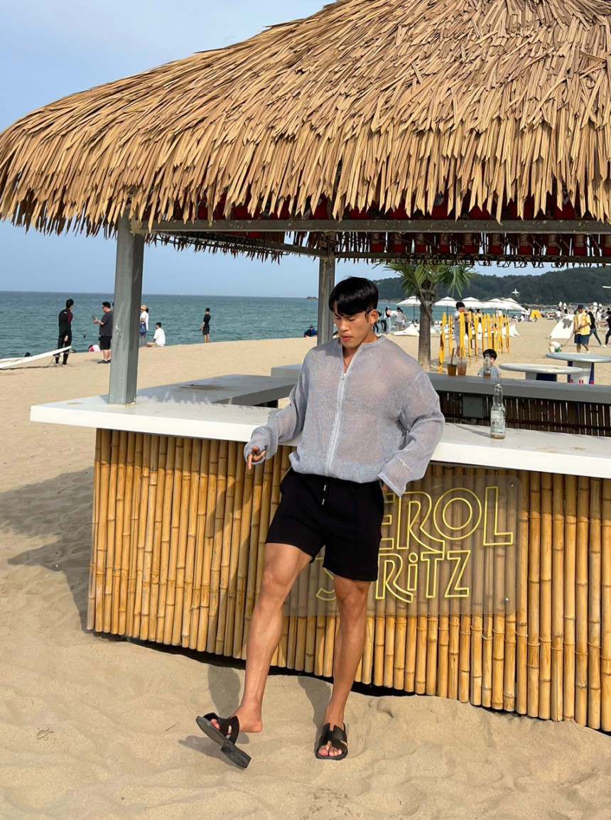 5FD4E2BC-C8A5-4EA9-8E73-8676DCAA0B80