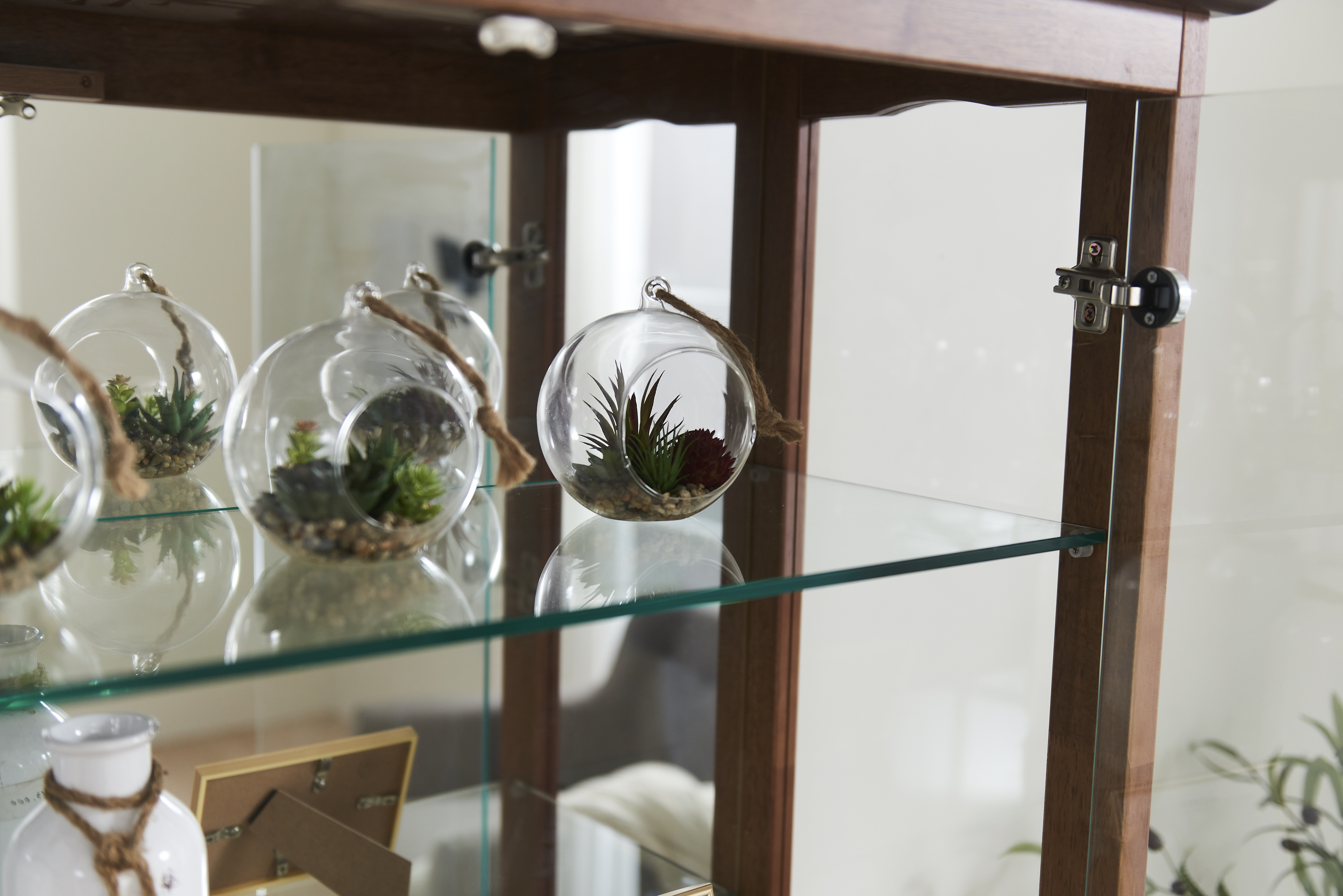 브휘트 장식장 피규어 위스키 와인 양주 술 원목 진열장 유리 엔틱