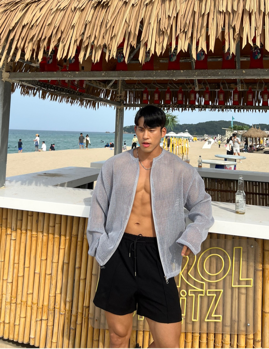 5B1FBC54-313B-4CFC-B228-7F236E329162