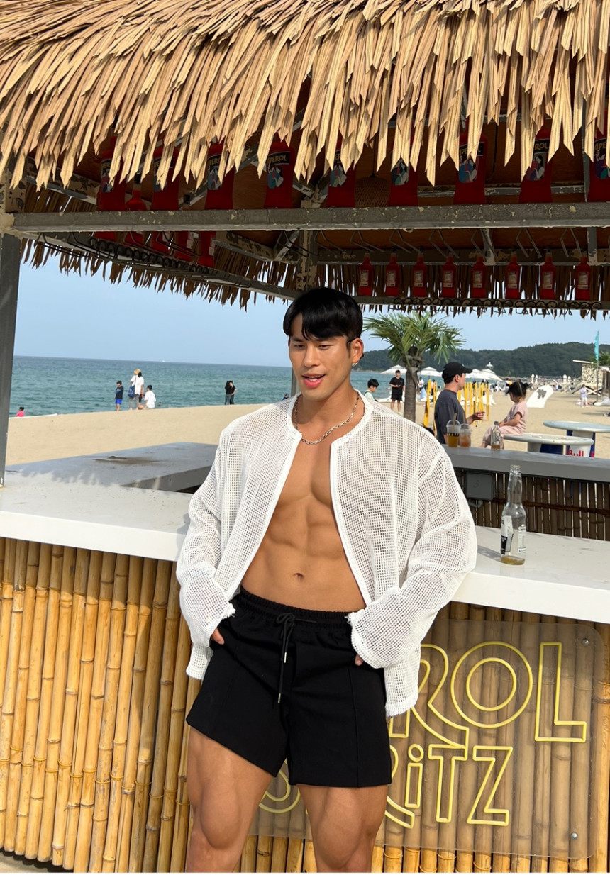 5C3E32CA-0CE1-4693-BBBD-71A37EE1D047