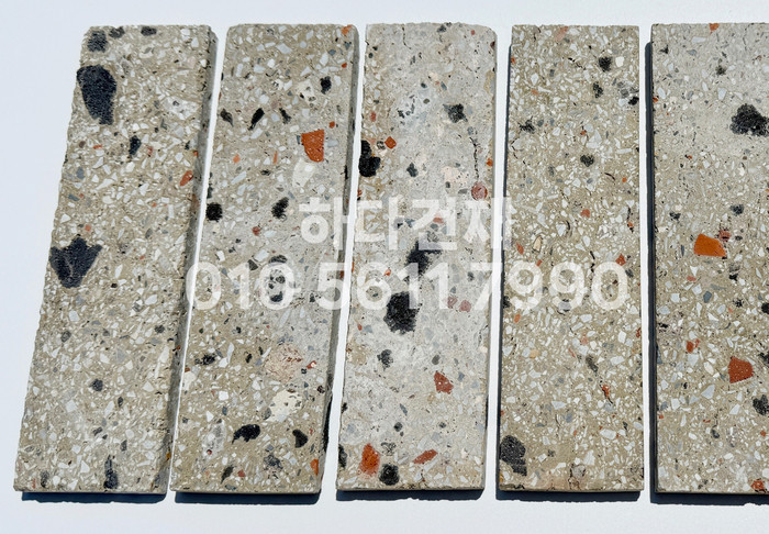 테라조 모노타일 아리 190x55x12T 베이지 / 하다건재