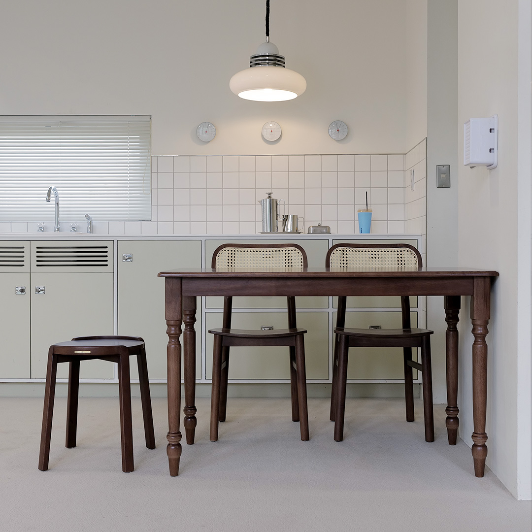 자야캠핑 코콜라 월넛 원목 직사각형 2인 4인 식탁 테이블 1200