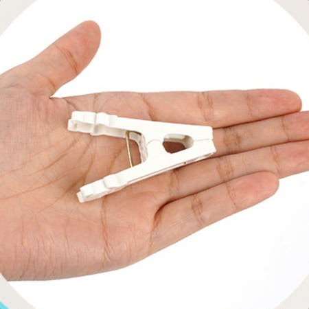 [세일킹 협력사]옥상 베란다 양말 빨래 바지 수건 날라감 방지 고정 집게 24개 빨래집게