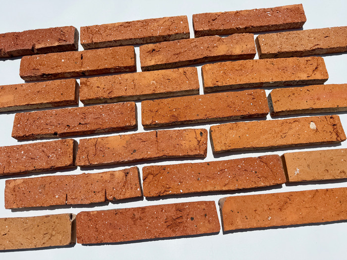 스무스 고벽돌타일 240x55x20T 적고벽돌타일(홍고) 속지타일 / 하다건재