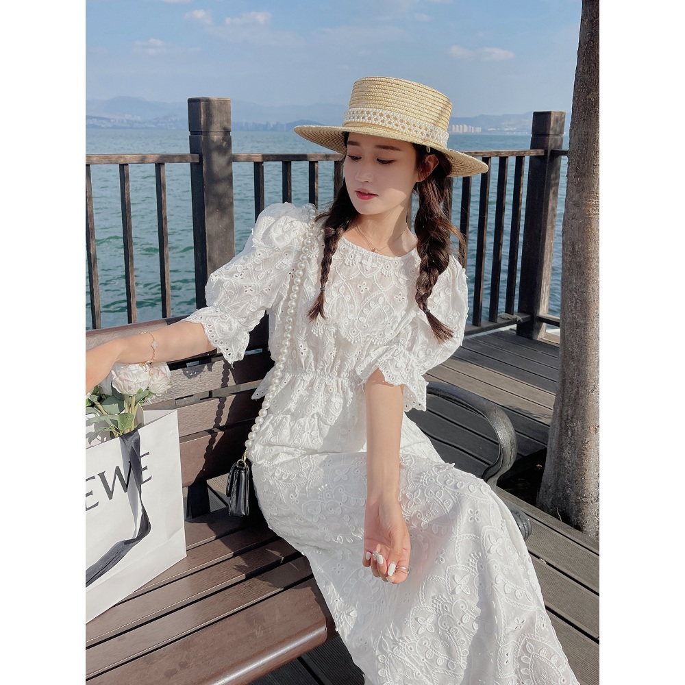 레이스블라우스 스커트 세트 펀칭 꽃자수 프렌치감성 퍼프슬리브 여름 휴양지 패션 화이트 - 상세 이미지 2