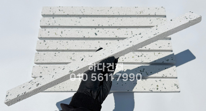 라일락 모노타일 슬림 500x40x18T 비취화이트 / 하다건재 와이드벽돌타일