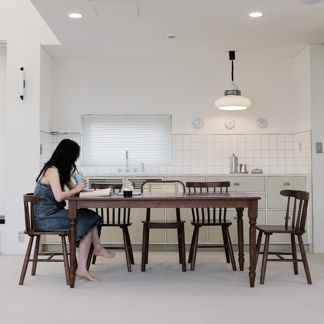 자야캠핑 코콜라 월넛 원목 직사각형 2인 4인 6인 식탁 테이블 1600