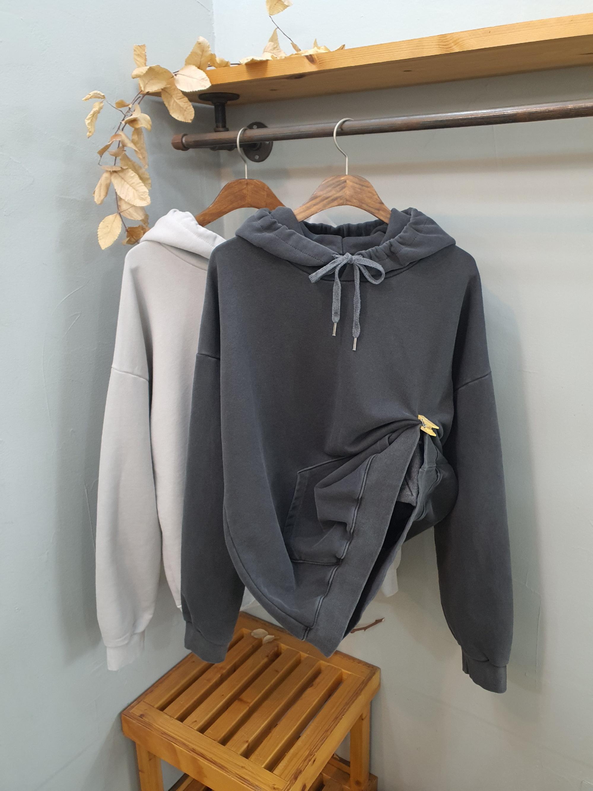 2컬러 유니섹스 오버핏 피그먼트 워싱 하프 후드티셔츠 - 상품 이미지