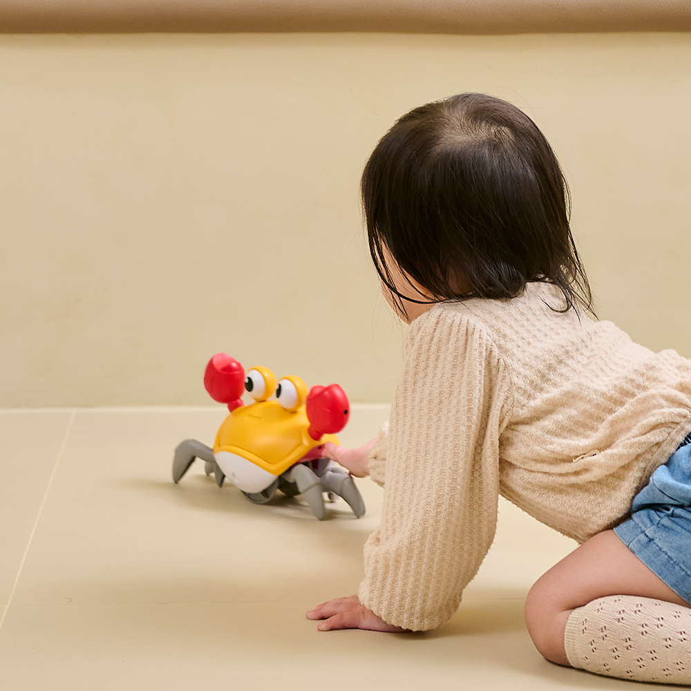 리틀클라우드 움직이는 꽃게 장난감 신생아 유아 멜로디 완구 빨강