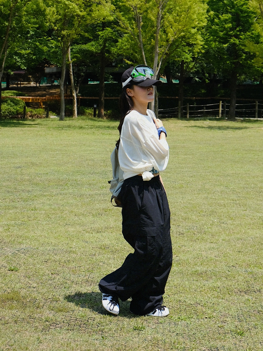 7DCB14EC-11EF-4742-A305-CA3F9C55E8E8