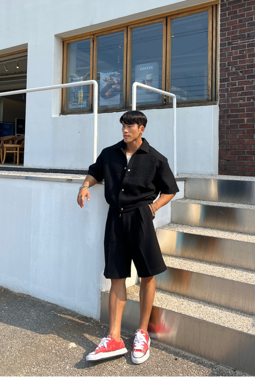 FAAE9F6B-BE6A-461F-A7AA-BD50629E06D6